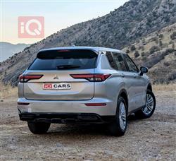 ميتسوبيشي اوتلاندر